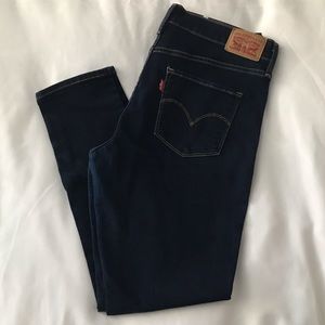 311 Shapping Skinny Levis W30 L28